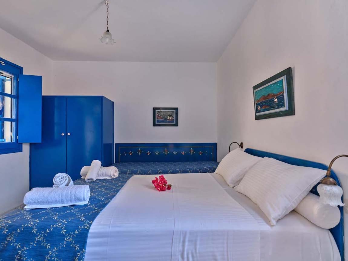Blue Dolphin Antiparos Villas And Suites Agios Georgios  Luaran gambar
