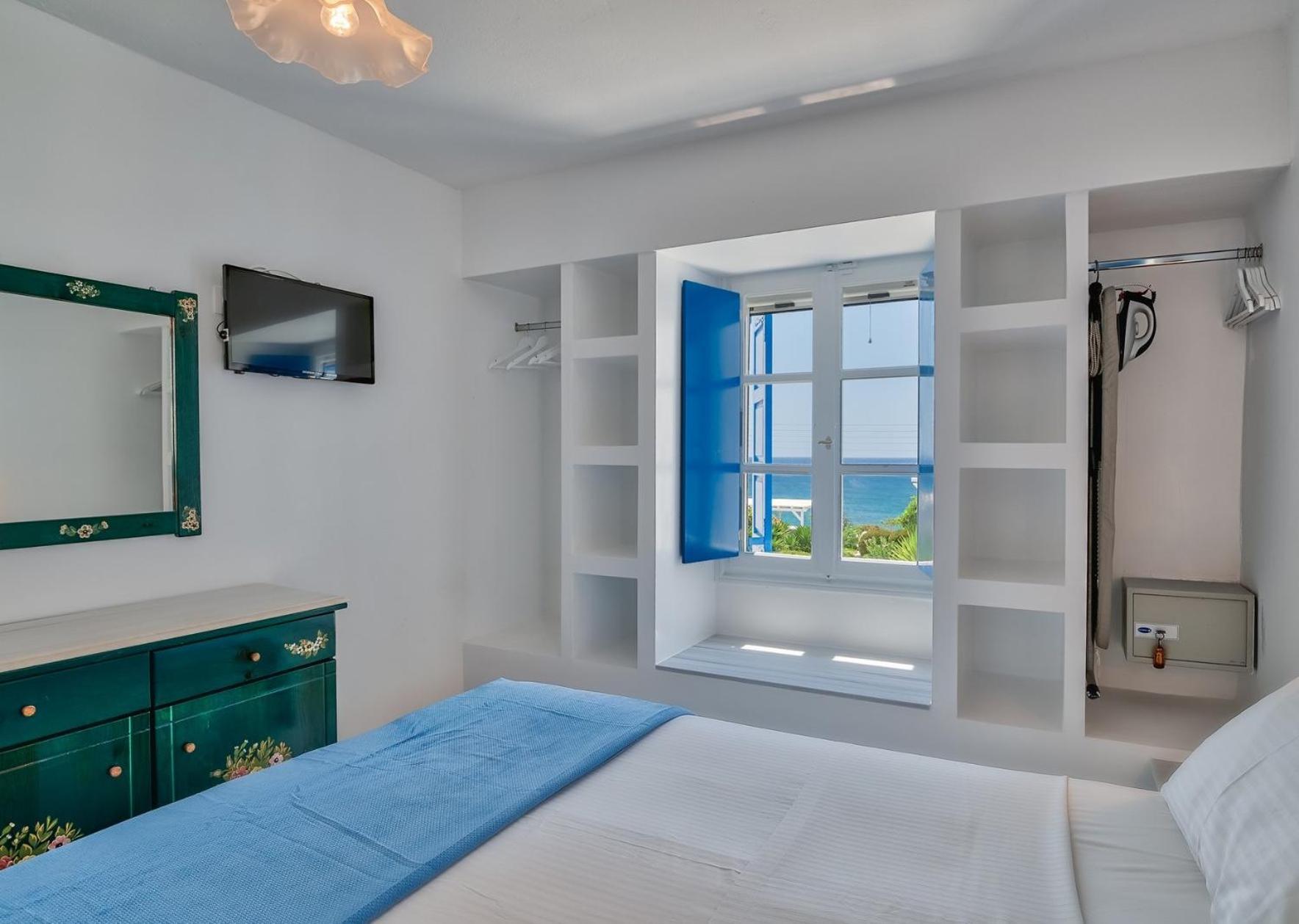 Blue Dolphin Antiparos Villas And Suites Agios Georgios  Luaran gambar