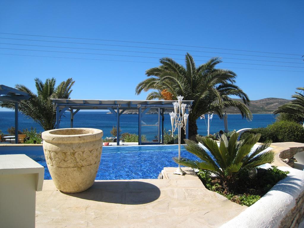 Blue Dolphin Antiparos Villas And Suites Agios Georgios  Bilik gambar